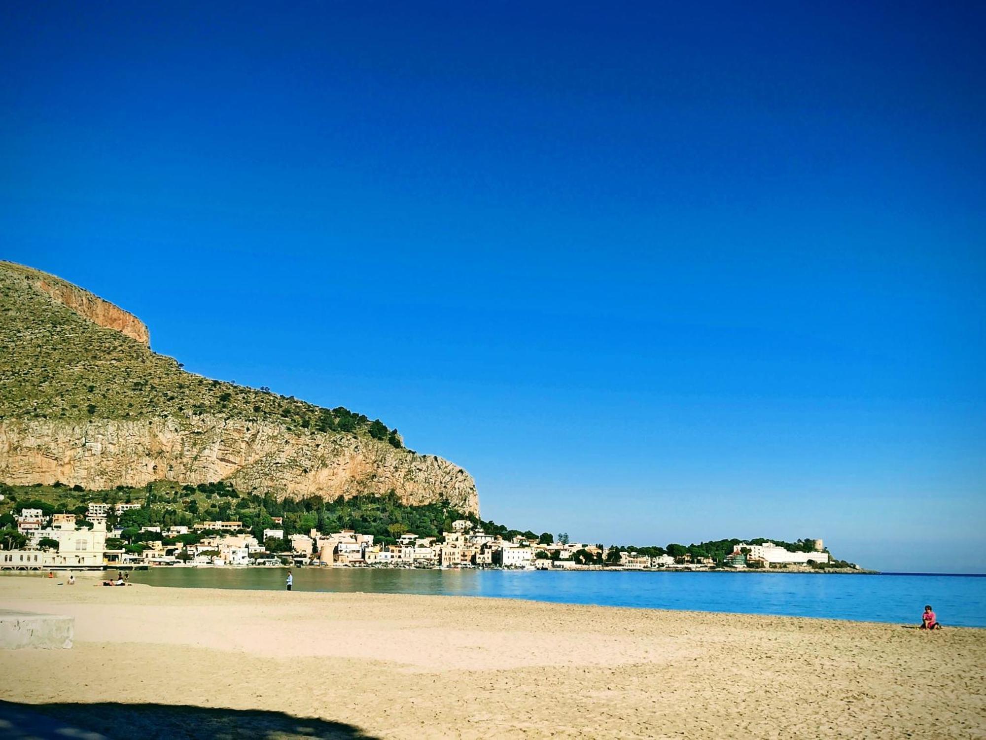 מלון מונדלו Green House Beach מראה חיצוני תמונה
